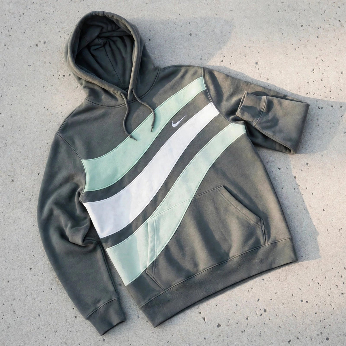 KEEP IT COOL - Custom Nike hoodie