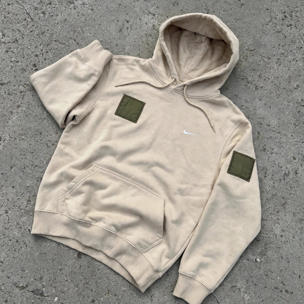 FIELD TESTED - Custom Nike hoodie
